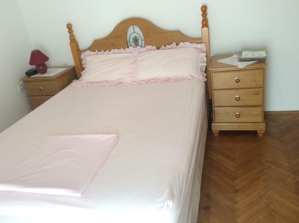 Apartman Nadia Karlobag Exterior foto